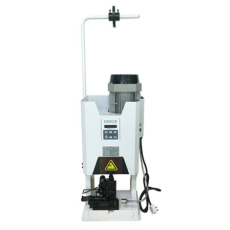 Wire crimping machine